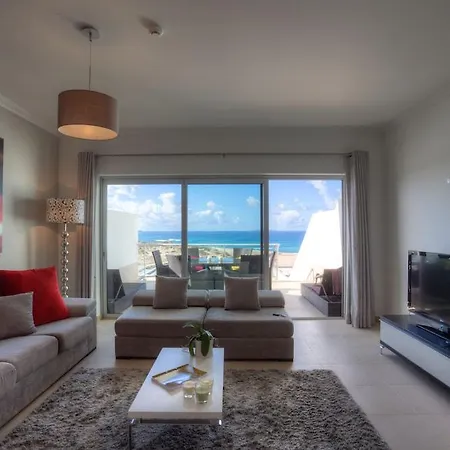 D' El Rey Residences فيلة